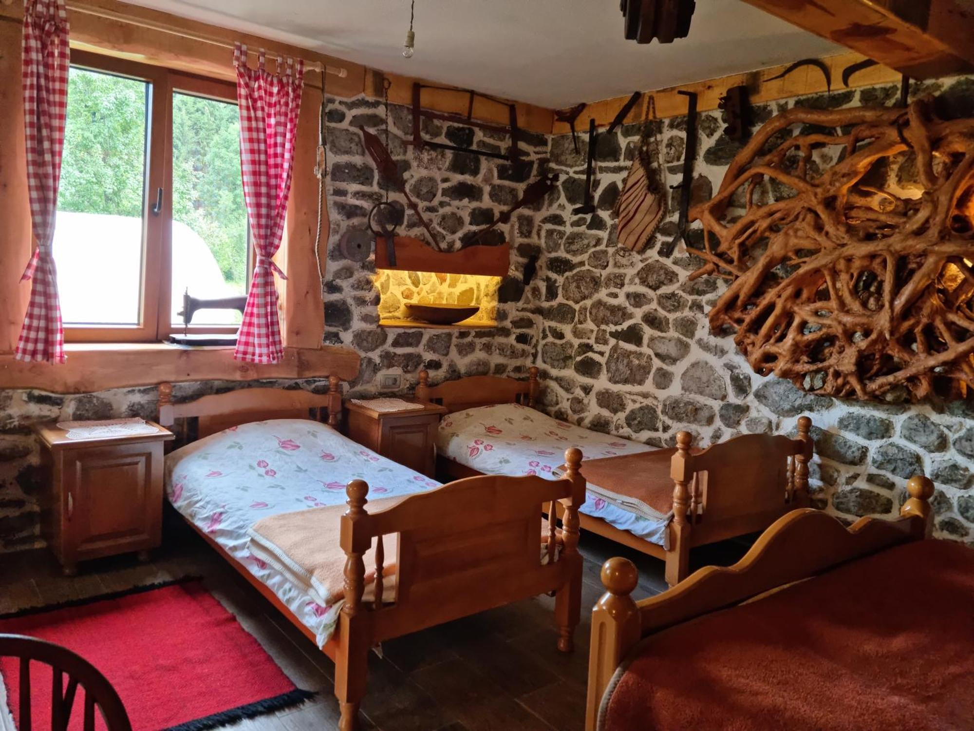 Ethno Village Stitarica Мойковац Екстер'єр фото